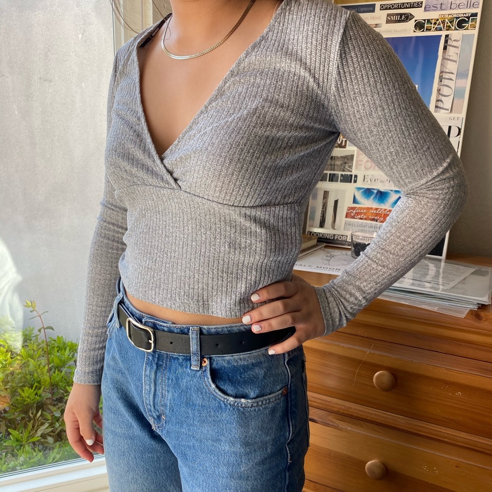 Long sleeve crop top